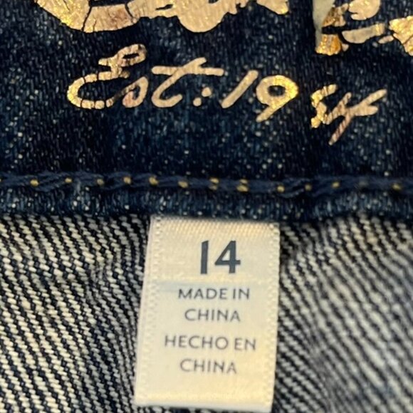 Seven7 Woman's Plus-Size Weekend Destressed Raw Hem Jean Shorts Sz 14 - Picture 4 of 7